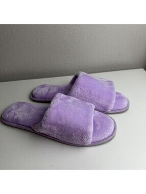 Dena Lives Women’s Purple Fuzzy Plush Slide Slippers Cozy House Shoes 9-10